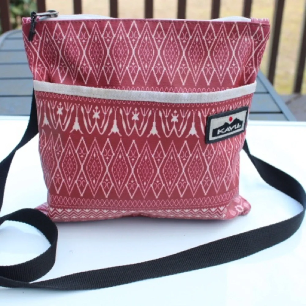 Kavu cross body bag Genuine Leather